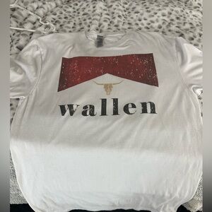 White T-shirt